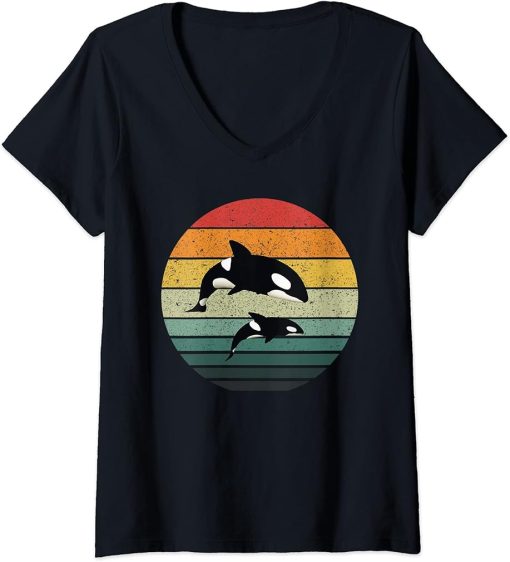 Womens Orca Family Vintage Retro Art, Killer Whale Family V-Neck T-Shirt